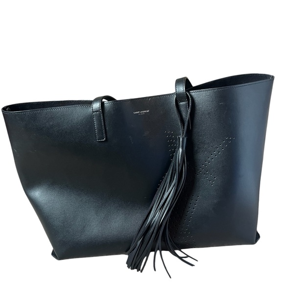 Yves Saint Laurent Monogram Black in Leather Tote Bag - Picture 4 of 12